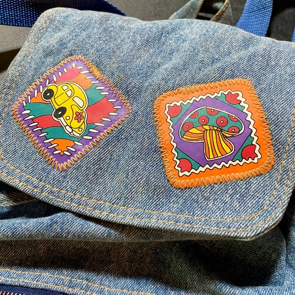 🔥Upcycled Denim Backpack🔥 - Picture 5 of 15